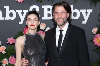 koniec velkej lasky herecka s najkrajsimi ocami hollywoodu oznamila rozchod len rok po narodeniri syna