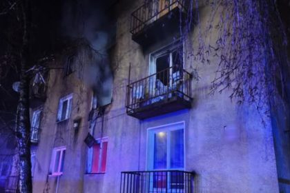 panika na sidlisku v tornali vybuch plynu zranil styroch ludi bytovku museli evakuovat