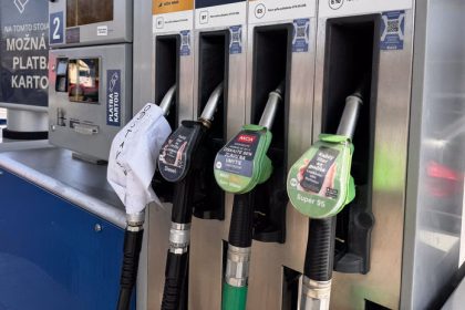 Ak chcete usetrit poponahlajte sa s tankovanim Ceny benzinu aj nafty coskoro vzrastu