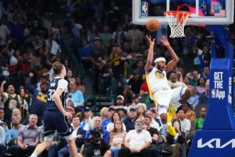 Arena utichla spoluhraci sa chytali za hlavy Hviezda NBA sa zranila pri smeci a skoncila na nosidlach