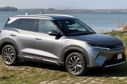 BYD Atto 2 DMi pravdepodobne najlacnejsi plug in na trhu Jazdi usporne aj bez nabijania