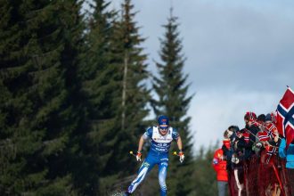 Blaznivy sportovec ktoremu na olympiade zamrzol poas pretekov penis sa opat ukazal cez vikend ho hladalo cele finsko