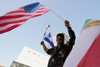 Bola to loz izraelcania pouzili tu istu taktiku akou nas vtiahli do vojny v iraku tvrdi sef americkeho protiteroristickeho centra na protest rezignoval