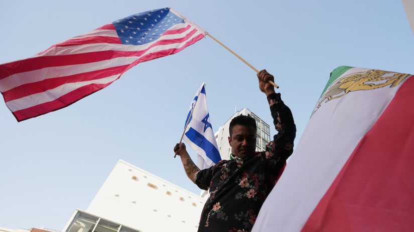 Bola to loz izraelcania pouzili tu istu taktiku akou nas vtiahli do vojny v iraku tvrdi sef americkeho protiteroristickeho centra na protest rezignoval