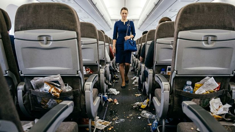 Cistota ako novy luxus Europske aerolinie setria a chcu ponuknut ekonomicku triedu s omrvinkami spinavymi toaletami a plnymi kosmami