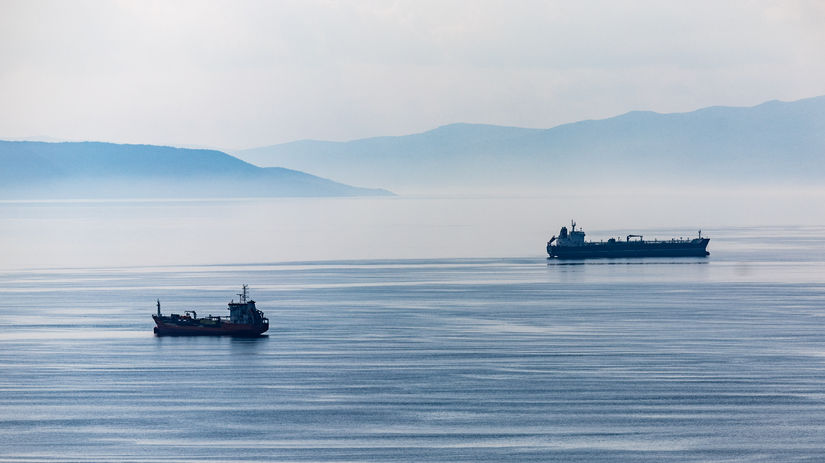 Europa zavadza cenove stropy na paliva a vodici platia miliardy za vojnu Ako sa Slovensko planuje vyhnut vysokym uctom