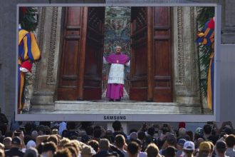 Frantiskove posledne prekvapenie volba noveho papeza priniesla zvraty ktore by obstali aj vo filme