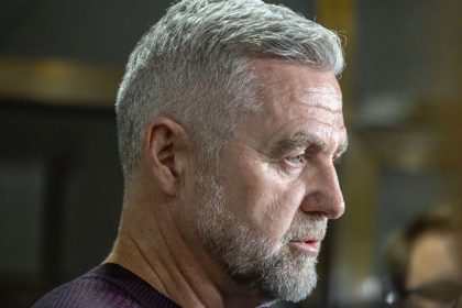 Gasparovi prekazuju farmaceuticke firmy priivujuce sa na zdravotnictve Navrhuje zostatnenie niektorych sluzieb