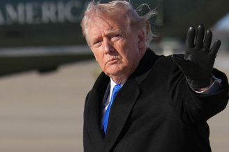 Iranska armada zosmienila Trumpa USA rokuj len sam so sebou