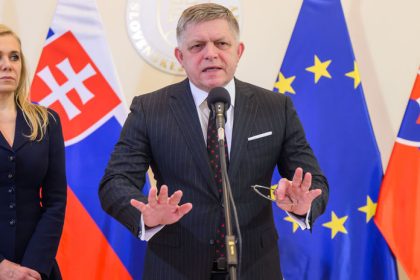 Koalicia ma len 78 poslancov Fico vsak Ferencaka neodsudzuje a hovori o personalnych zmenach v state