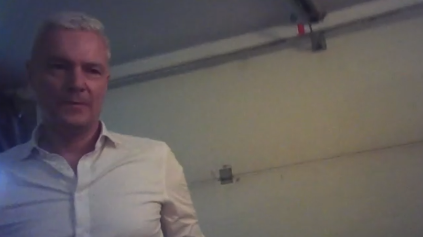 Lencova garazova kauza Ferencaka pripomina ineho politika Pre jeho karieru je to vemi neprijemne