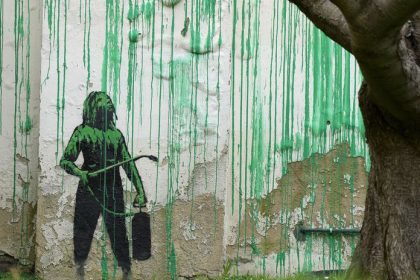 Maska tajomneho Banksyho konecne spadla novinari ho vystopovali na Ukrajine a odhalili jeho skutocne meno