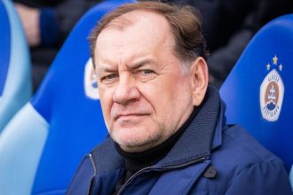 Na koberecik pred fanusikov Slovana Nikdy Len na nas nadavali a hadzali po nas veci