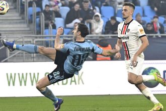 Nerobte si zarty z Tigrana porar zahriakol novinara Trener Slovana Weiss ignoroval tlacovku