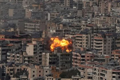 ONLINE Iran hrozi utokmi na banky ludi vyzval aby sa drzali kilometer od nich ohrozena je najma jedna krajina