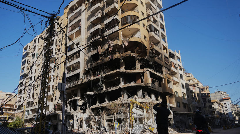 ONLINE Israel zautocil na iranske vedenie pri utokoch zahynul sef milicii aj tajomnik rady bezpecnosti