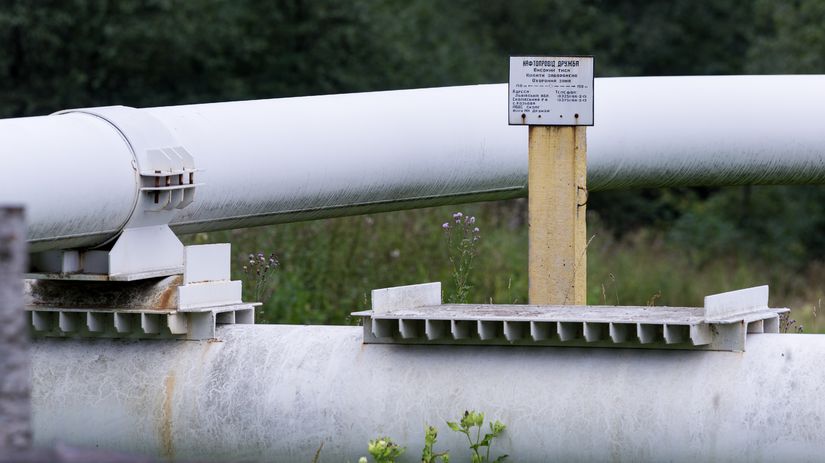 Odbornici z EU idu kontrolovat Druzbu Slovensko a Madarsko pri rokovacoom stole chybaju
