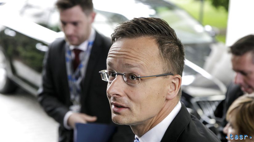 Orbn naridil vysetrit odpocuvanie sefa diplomacie Szijjarto podla medi pravidelne informoval Lavrova o rokovaniach EU