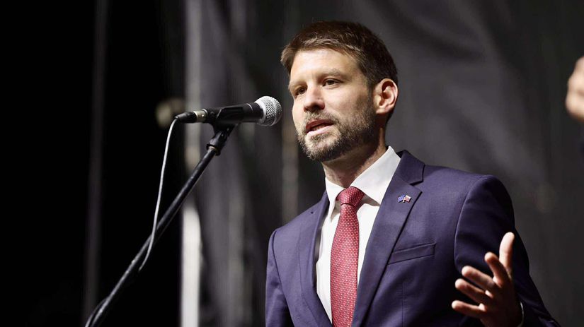 Pomoc nadmernost nudza exposlanec kazda sa zamysla nad lakavyymi slovami politikov ktore zazneli aj na sneme ps