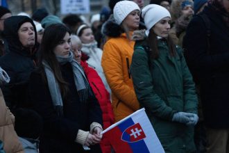 Prieskum Pribline tri stvrtiny mladych ludi uvazuju o odchode do zahranicia