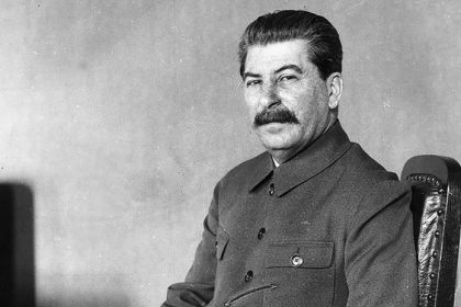 Proti Stalinovi vsetci jeho muzi Ako sa zrutil kult osobnosti a co zamclal Chruscov