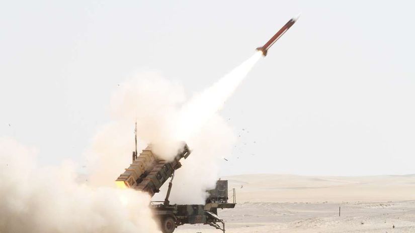 Slepe patrioty na Blizkom vychode Iran zasahuje Achillovu patu americkej obrany