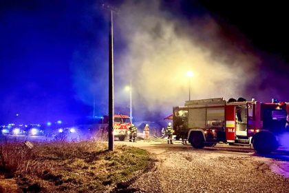 Tragedia na zapade Slovenska Poziar rodinneho domu nepresila dvojica osob