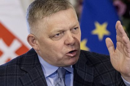 Trestne oznamenie na Fica nabera na obratkach Pripad vysetruje prokuratura