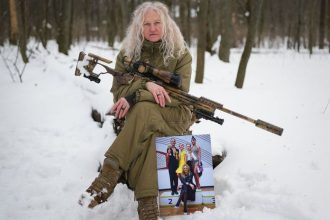 Trikrat ju zranili ale nezlomili Ako sa z ukrajinskej ucitelky tanca stala ostrelovacka