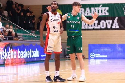 Velky strach po reakcii Iranu Slovensky basketbalista uviazol s priatelkou v Dubaji Bojime sa o zivot nad nasimi hlavami lietali rakety