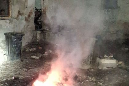 odpad palili priamo pred domom potom nastal vybuch incident v uzovskej panici ma dvoch zranenych