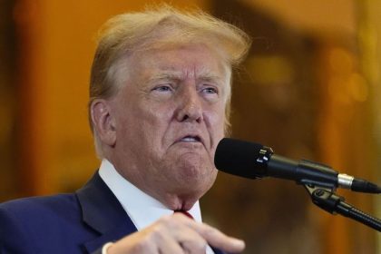 pripravte sa na uder y ake tu este neboli trump hrozi iranu totalnym znicenim novych cielov a istou smrtou