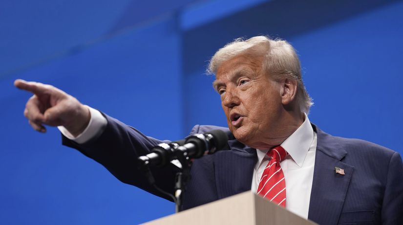 Donald Trump hrubo utoci aj na svojich Konzervativne hviezdy zhadzuje pod ciernu zem