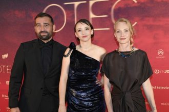 Filmom roka je Otec Slnko v sieti ma aj Brutovska ktora porazila mamu Olhova Najlepsim hercom je Ondrik Vdaka vam kultura nezanikne odkalate