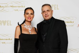 Ma po 50 ke no postavu ako dvadsiatnicka Posledna federarna Miss v plavkach ohromila ukazala aj svoju krasnu dcerku