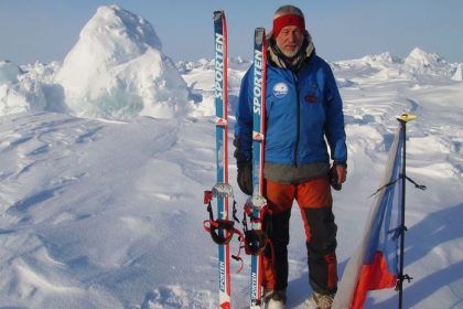 Miroslav Jakes zahynul na Spicbergoch Legendarnty polarnik spadol do trhliny