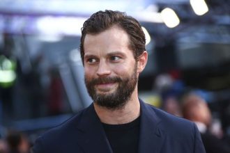 Novy Pan prstenov hlasi novinky v obsadeni Jamie Dornan ma ziskat rolu ktora okamite rozdelila fanusikov