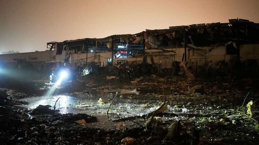 ONLINE Trump pohrozil utokmi na iranske mosty a elektrarne Nicime este ani nezacal idkzal