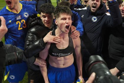 Plan bol aby sa tento chlapec nikdy nenarodil Amerika dostala kosom a na Balkane sa zrodil jeden uzasny pribeh