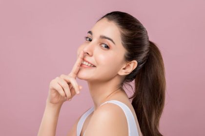 Robi to takmer kazdy no mozno tym Skodime mozgu Vedci varuju ako si sparovanie nosa souvisi s Alzheimerovou chorobou