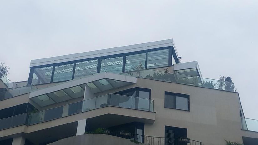 premier fico takmer zdvojnasobil velkost byty urady udajne nic netusia mikulec sa vyjadruje aj k sume