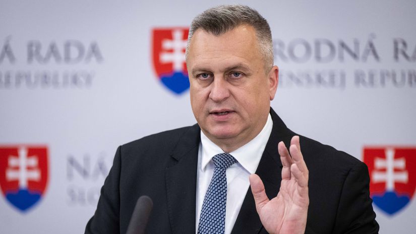 Danko hromzi List Ficovi je varovnym prstom pre Tarabu Avsak vladu vraj SNS nepolozi