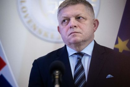 Fico je velmi znepokojeny ruskymi utokmi blizko hranic priprava noveho atentatika pokracuje uvedol pri vyrociu