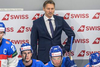 Kritika rozhodcov Orszagh nesuhlasil s pohladom hracov Vysvetlil preco na konci posadil Pospisila