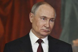 Putin uz nebojuje o Ukrajinu ale o svoj vlastny tron Rusko sa podla analytika ruti do vycerpania