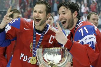 Rusi sa uz pripravuju na buducorocne MS Ak nas prijmu spat pozastavime KHL tvrdi predseda ligy