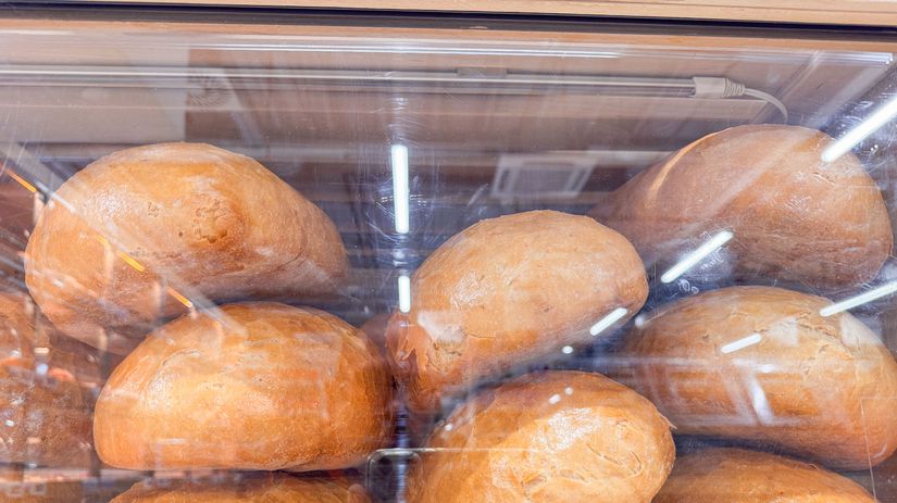 Slovaci uz setria aj na jedle Potraviny kupuju v zahranici stat prichadza o 120 milionov