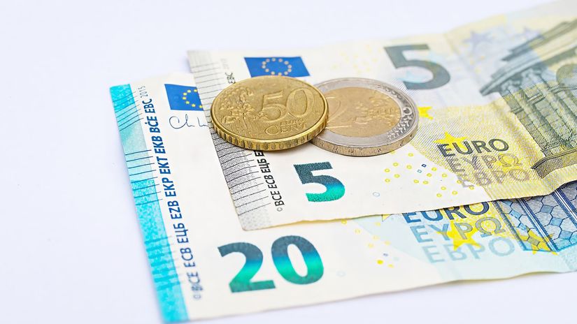 Vyska vdovskej penzie zavisi od d dochodku zosnuleho manzela Preco niekto dostane 60 percent z jeho penzie a iny podstatne menej