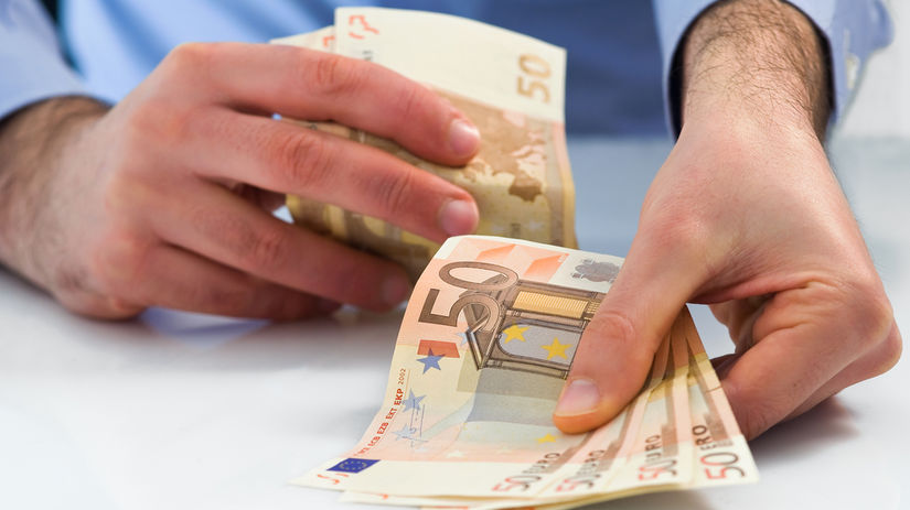 minimalna mzda na slovensku nestaci na dostojny zivot odhadli experti aka by mala byt