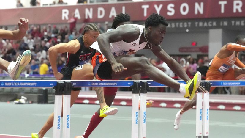 Mladik sokoval atleticky svet 20 rocn student vytvoril svetovy rekord v behu na 110 m cez prekazky
